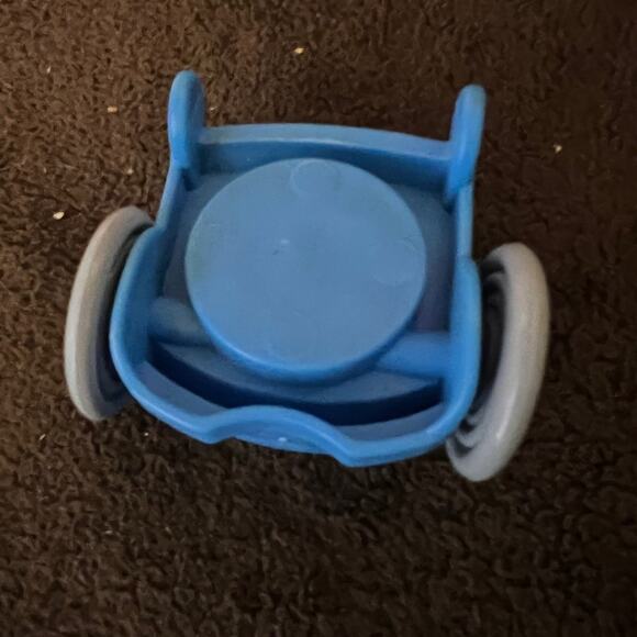 1995 FISHER PRICE LITTLE PEOPLE BLUE WHEELCHAIR - Picture 4 of 4